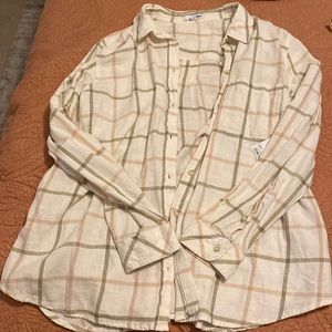 Brand New Women’s Buttondown